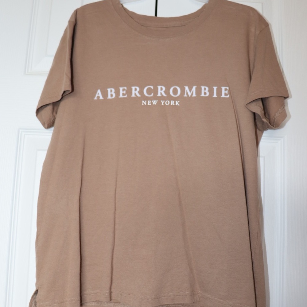 Abercrombie tshirt